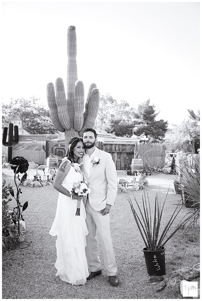 desert-wedding-venues, Little-Chapel-of-the-West, Las-Vegas-Photographer, Vegas-Wedding-Photography, Elope-In-Vegas, Elopement-Photographer
