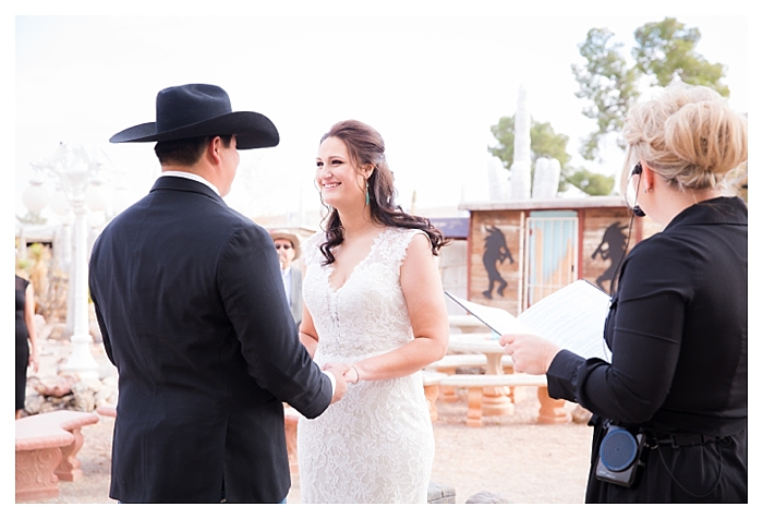 las vegas photographer, cactus joe's las vegas, off beaten path weddings, offbeat bride, unique las vegas wedding venues