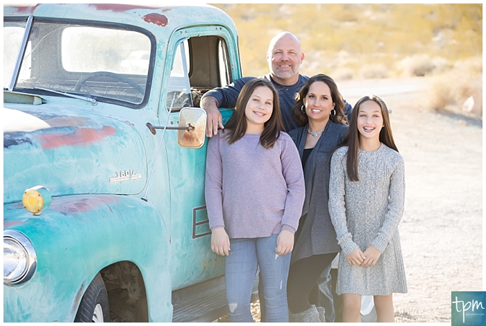 professional photographers las vegas, Nelson's Landing photo shoot, family photos in las vegas